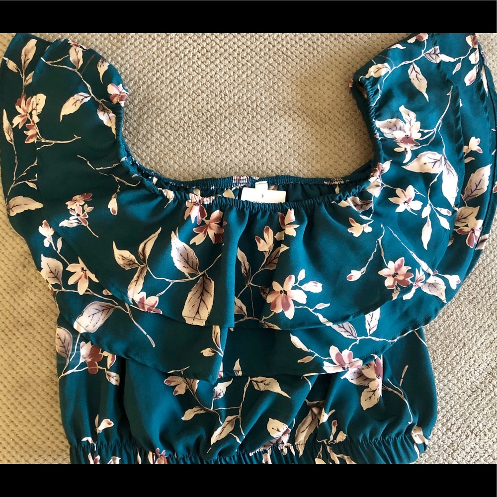 Love, Zoe Off the Shoulder Crop Top - FINAL PRICE